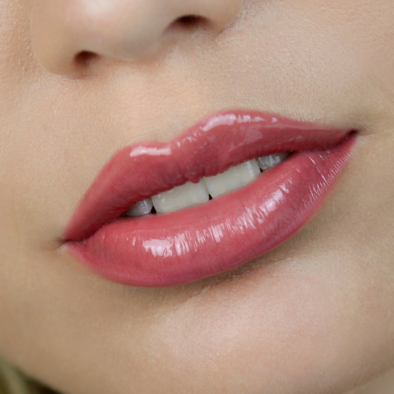 Szájkontúr és Szájszínező ceruza No.04 Desire Szájkontúr és Szájszínező ceruza No.04 Desire